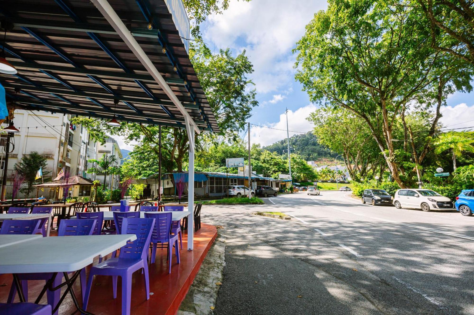 Ees Whale House - Homestay 3 Min Walk To Beach Batu Feringgi Exteriér fotografie